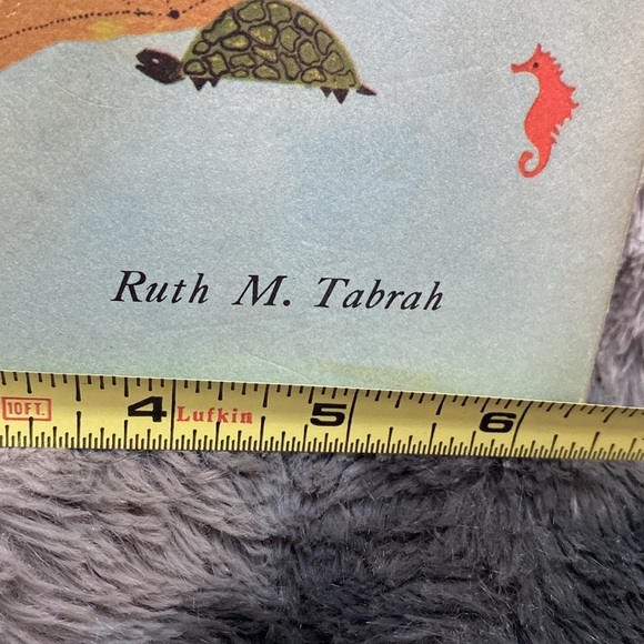 Hawaiian Heart, by Ruth Tabrah, by Follett - Picture 16 of 16